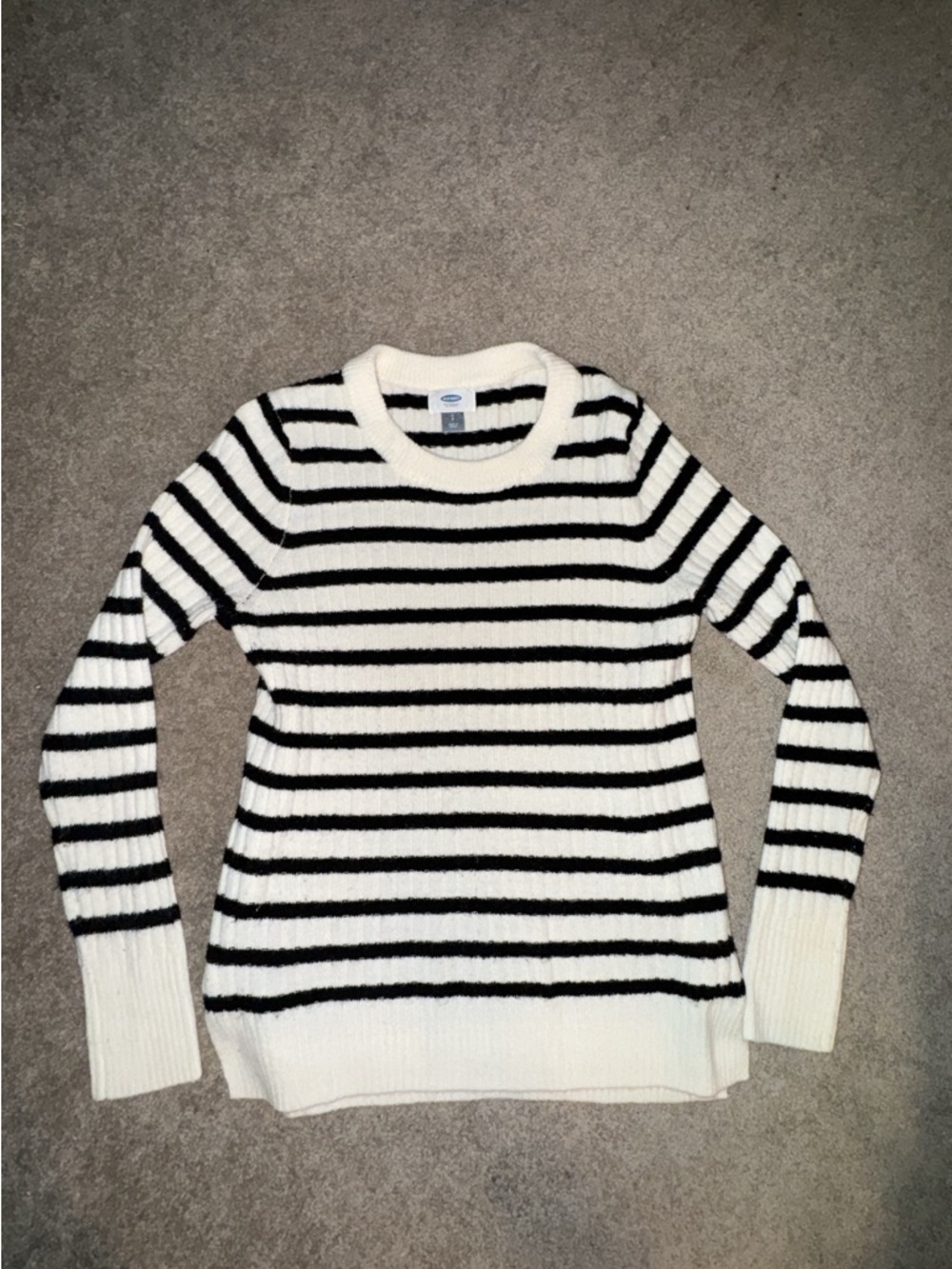 Old Navy Black and White Striped Crewneck Sweater